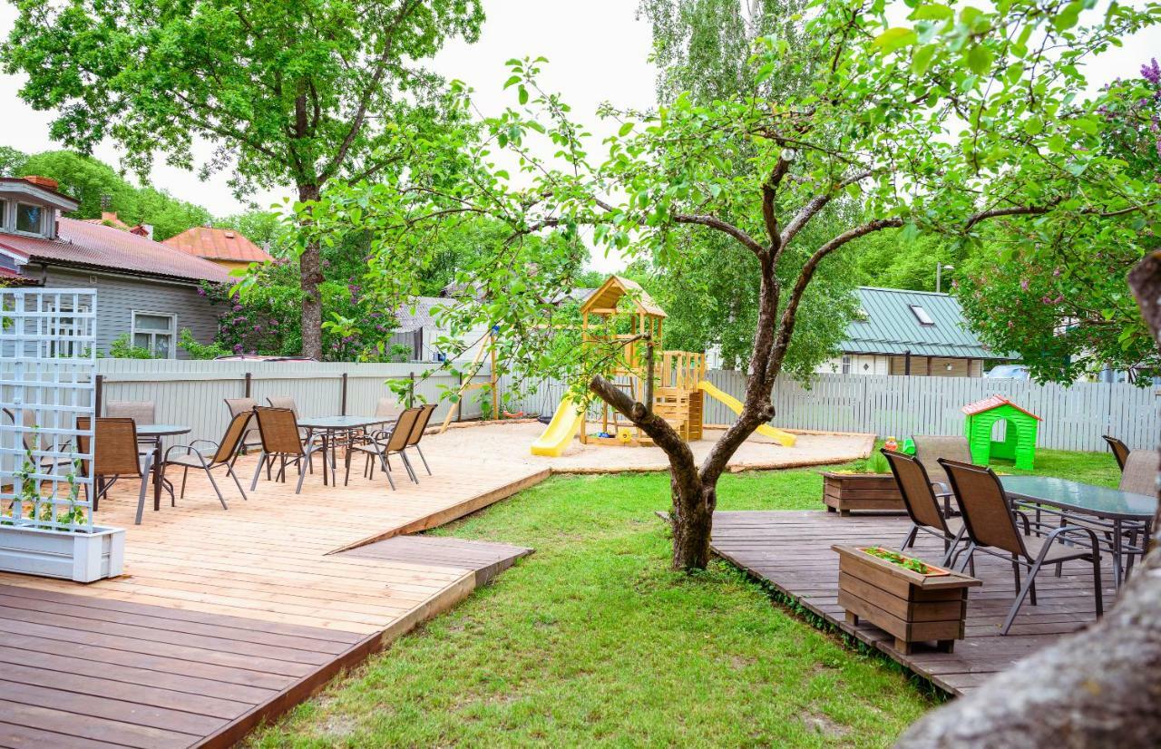 Cabin Guesthouse With Free Parking Pärnu Exterior foto